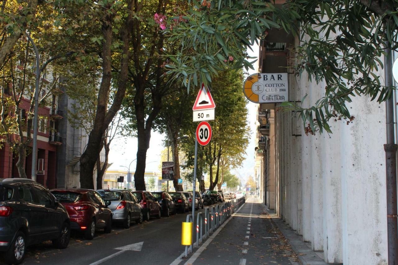 ラ・スペツィアDown Town Cesarアパートメント エクステリア 写真